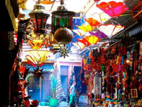Van Malaga, Tangier Day Tour met Bazaar Winkelen en lunch - Housity