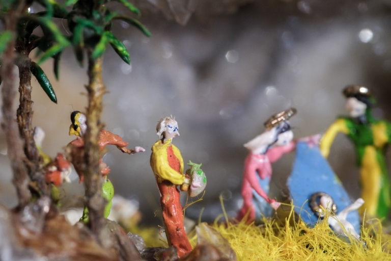 Naples: Nativity Scenes Walking Tour with Museodivino Ticket