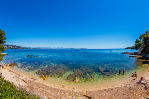 Ida y vuelta en ferri: de Cannes a isla de Santa MargaritaIda y vuelta en ferri: de Cannes a Isla Margarita