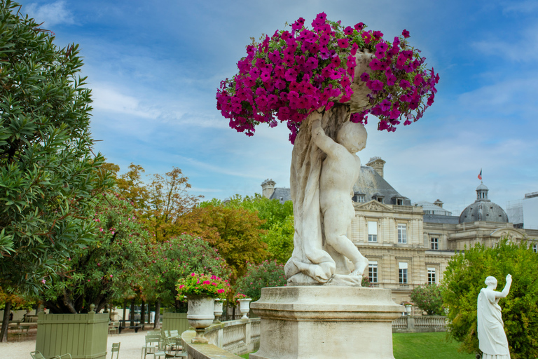 Paris: Full-Day Custom Tour with Local Guide Full-Day Custom Tour with Private Car