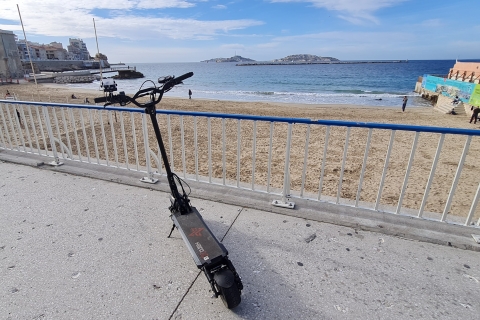 Marseille : visite autonome sur smartphone en scooter électrique