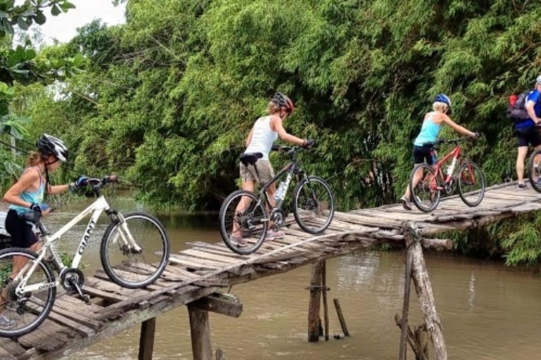Excursion non touristique à vélo dans le delta du Mékong