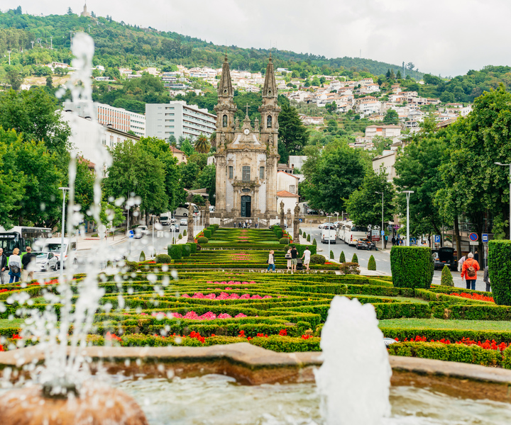 From Porto: Braga and Guimarães Full-Day Trip