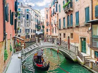 Venedig: Geführter Rundgang und morgendliche Gondelfahrt