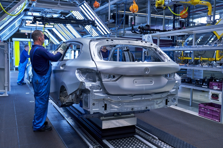 Leipzig: rondleiding BMW-fabriekGroepsreis in het Duits