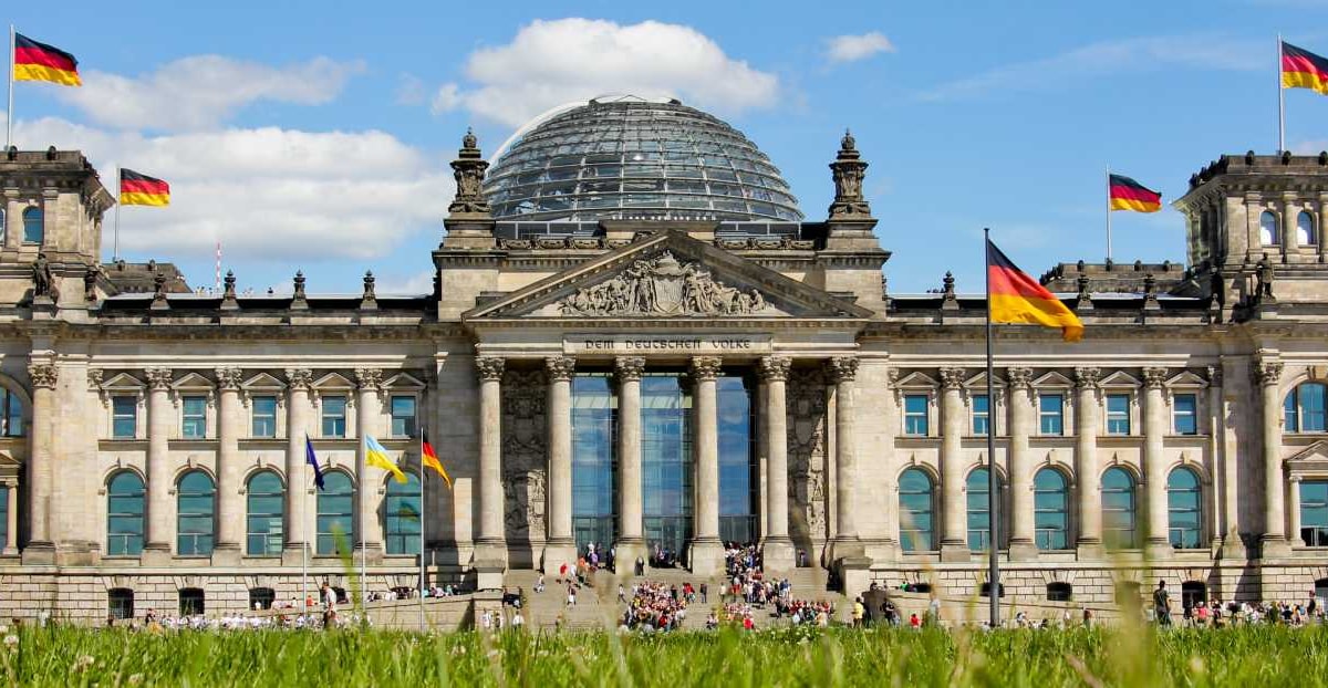 Berlin Gedenkstätten und Denkmäler Smartphone Audio Tour GetYourGuide