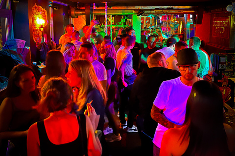 Hamburg: Pubcrawl &amp; Nightlife Tour at St.Pauli District