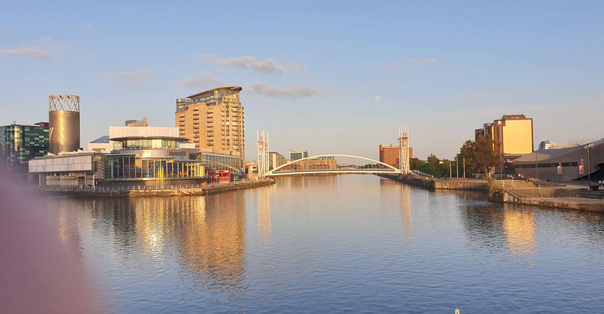 Manchester, Salford Quays Guided Walking Tour - Housity