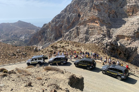 Crete: Trypiti Beach Off-Road South Tour w/ Lunch &amp; WineCrete: Trypiti Gorge and South Cretan sea Safari