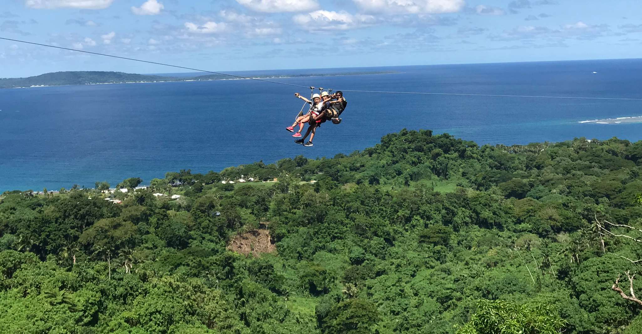 Vanuatu Jungle Zipline - Housity