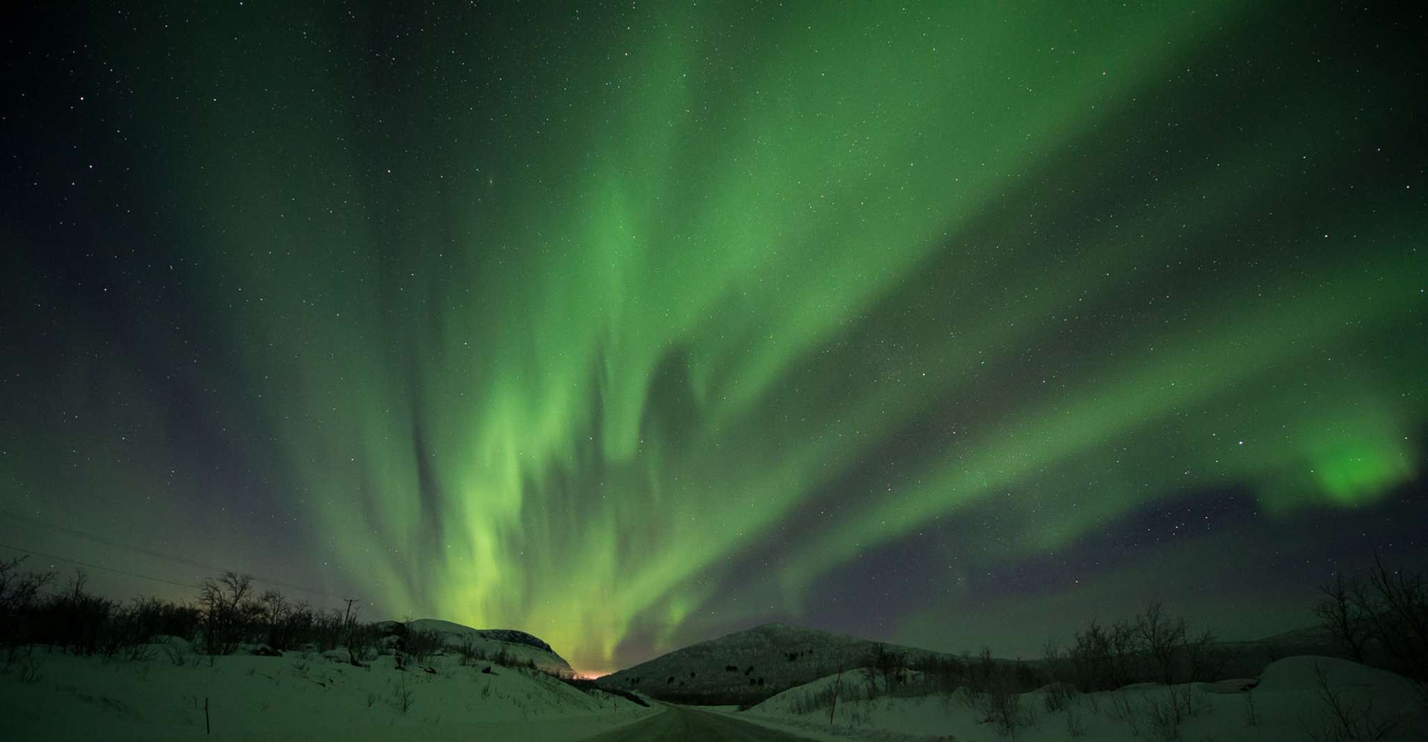 Abisko, Geführte Aurora Chase mit Hoteltransfers - Hizvo