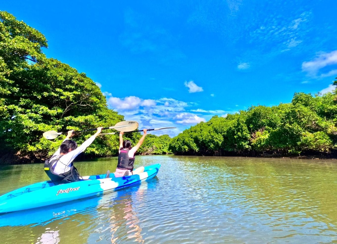 Ishigaki: Mangrove SUP eller kano & snorkling ved Phantom Island