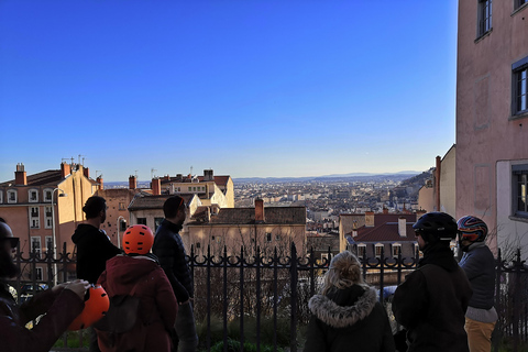 Lyon: E-Bike-Tour mit VerkostungspauseTour auf Französisch