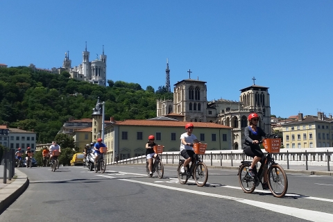 Lyon: 4-godzinny rower elektryczny z degustacjąWycieczka po francusku