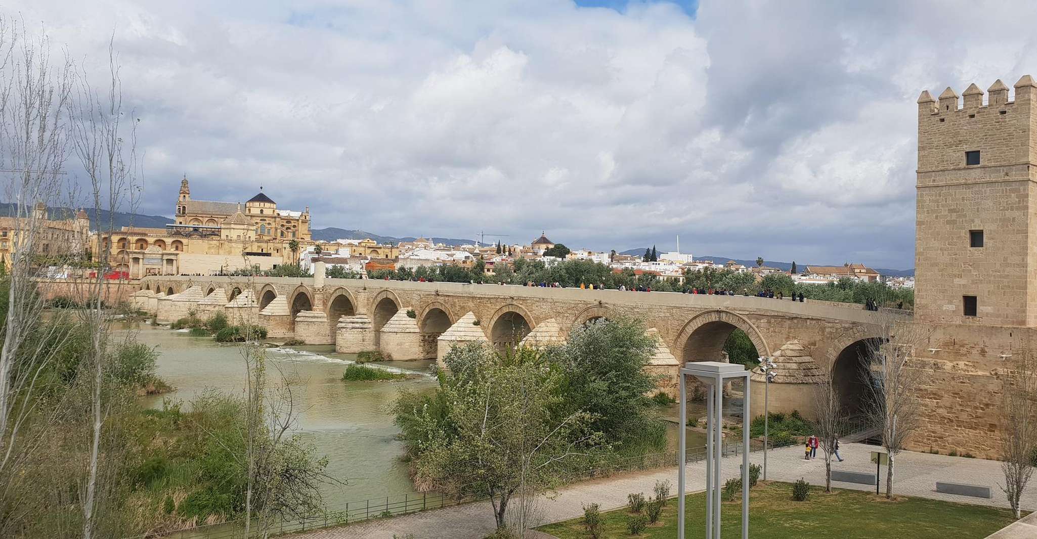 De Malaga, voyage d'une journée à Cordoue avec des billets Mosquée-Cathédrale - Hizvo