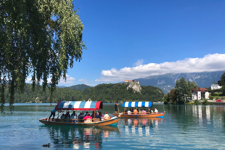 De Porec: Alpine Jewel Lake BledDe Porec: viagem de um dia ao lago Bled