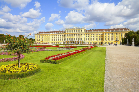 Wenen: Schönbrunn Paleis &amp; Tuinen voorrangstoegangTour in het Engels