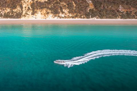 Hervey Bay: Exclusive Island Hopper Adventure Cruise Hervey Bay: Island Hopper Beach Adventure by Boat