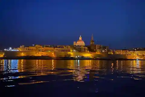 Sliema : Croisière nocturne spéciale dans le port