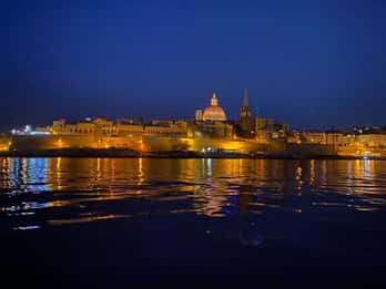 Sliema: Special Night Harbour Cruise