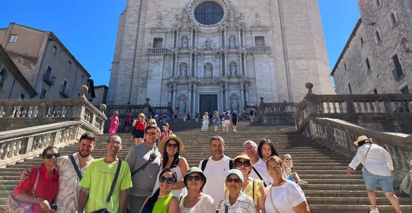 Girona: Geführter Rundgang mit Eintrittskarten für Attraktionen