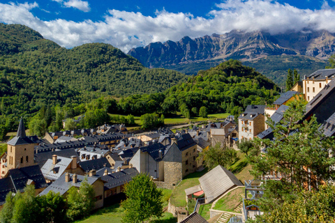 Von Barcelona aus: Geführte Tagestour nach Andorra und FrankreichVon Barcelona aus: Geführter Tagesausflug nach Andorra und Frankreich