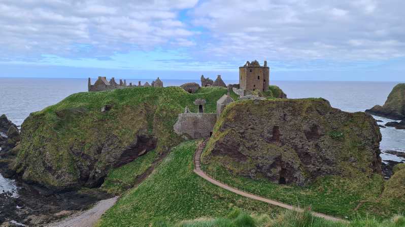 From Aberdeen: Aberdeenshire Guided Day Trip & Castle Visit