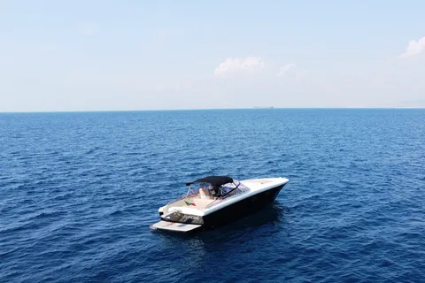 From Sorrento: Private Capri Boat Tour with Drinks
