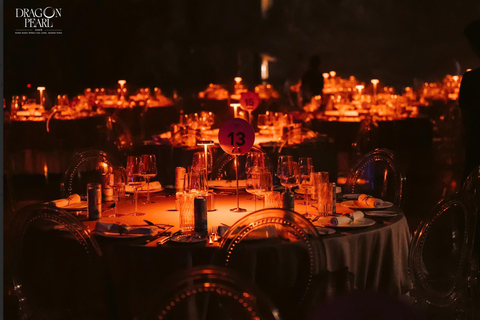 Baia di Bai Tu Long: cena nella grotta e spettacolo artistico immersivo