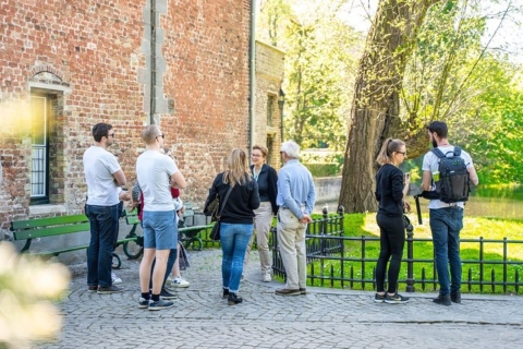 Bruges : Visite guidée à pied avec bière et gaufre
