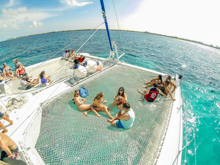 Z Cancun: Rejs katamaranem na Isla Mujeres z Open Barem