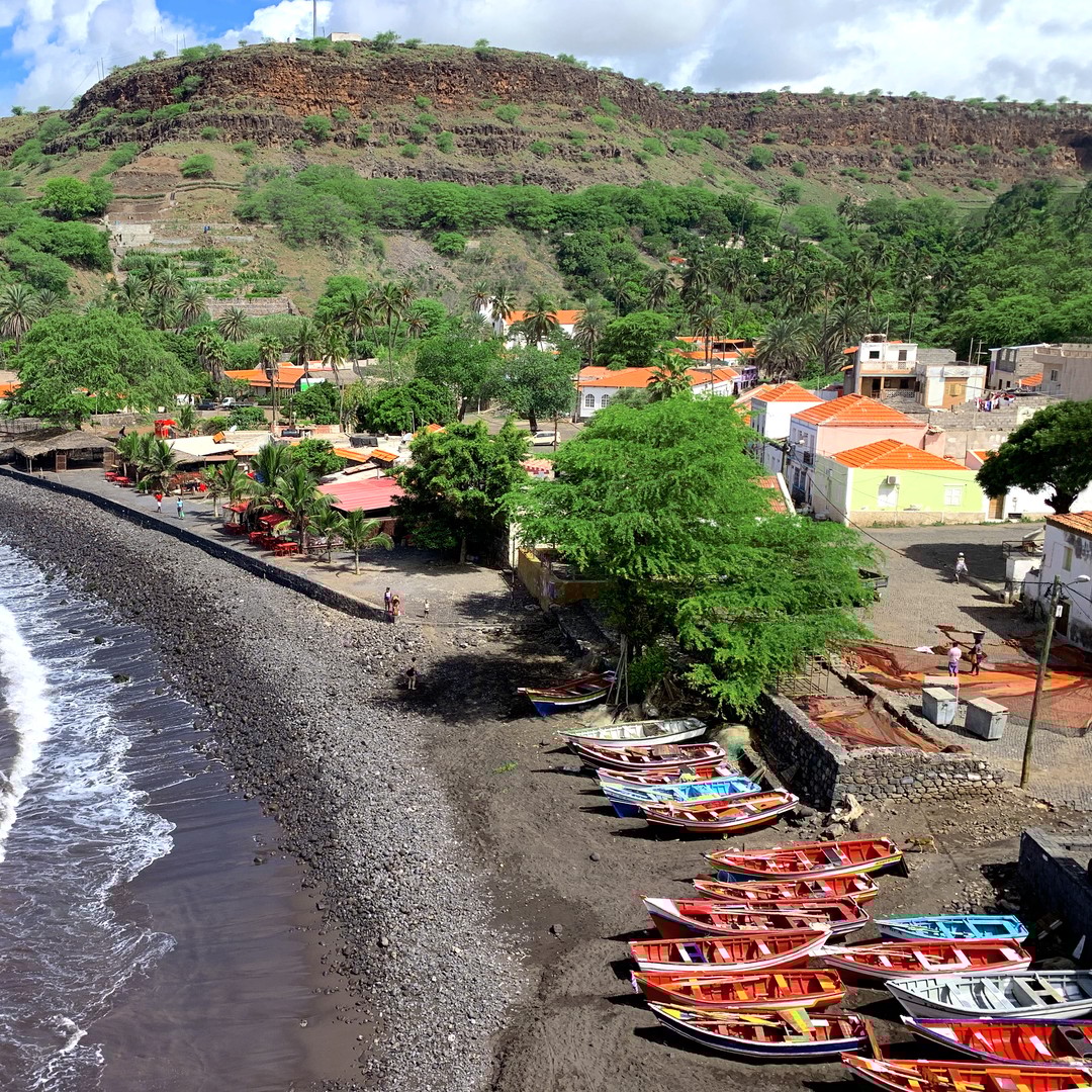 Colagem de mídia