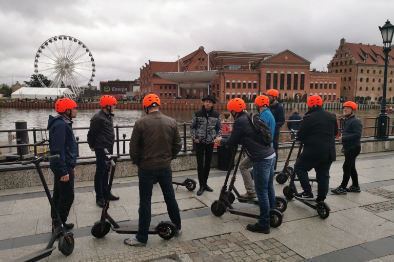 Wrocław : Tour en scooter électrique d'Ostrów TumskiVisite guidée en scooter électrique Wrocław : Visite d'Ostrów Tumski
