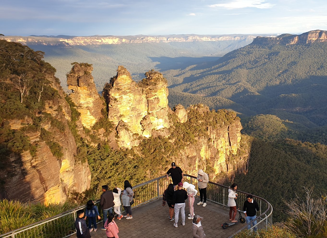 Katoomba: Lyrebird Hop-On Hop-Off og Scenic World Pass