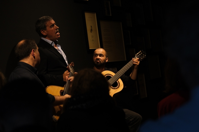 Porto: Fado-Show, Treffen mit den Musikern & Portwein