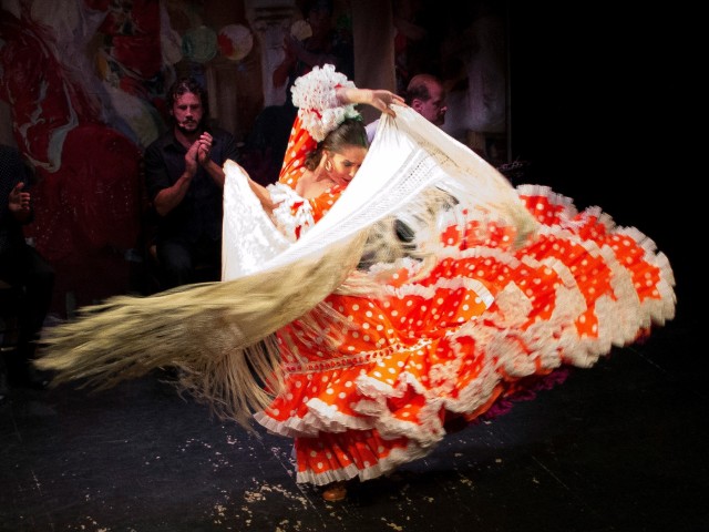 Visit Seville Live Flamenco Show at "Teatro Flamenco Triana" in Sevilha