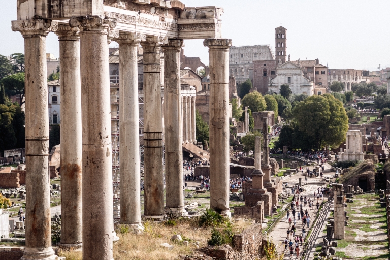 Rzym: Skip-the-Line z przewodnikiem po Koloseum i wejście na arenęjęzyk angielski