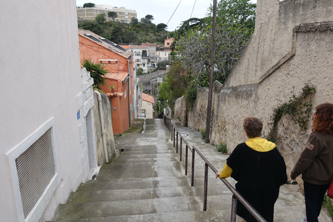 Marseille : Visite guidée à pied des magnifiques quartiersMarseille : Visite guidée à pied des quartiers locaux