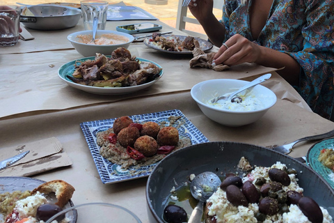 Kalamata: Food tour and Olive Oil Tasting with Light Lunch