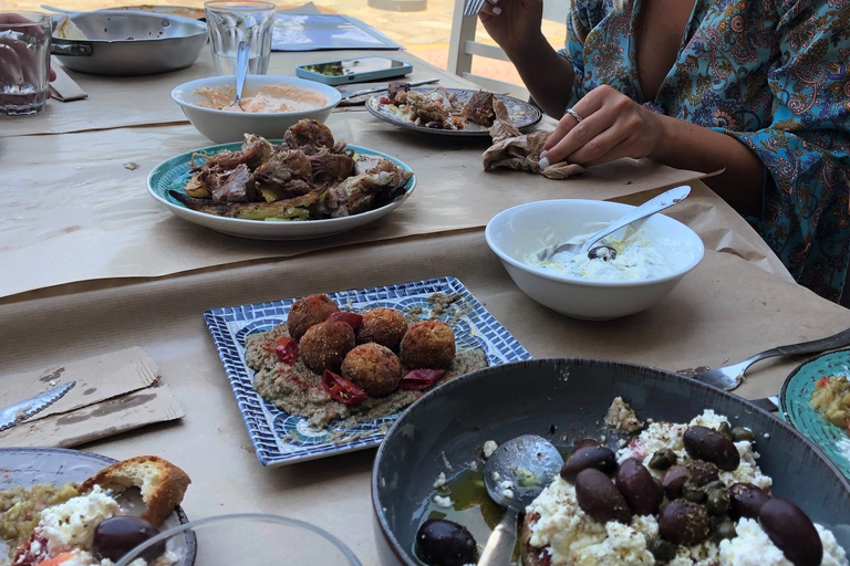 Kalamata: Food tour and Olive Oil Tasting with Light Lunch