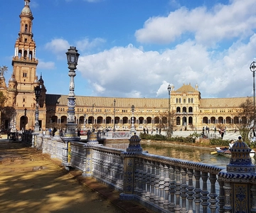 From Malaga: Seville Day Trip with Real Alcázar Tickets