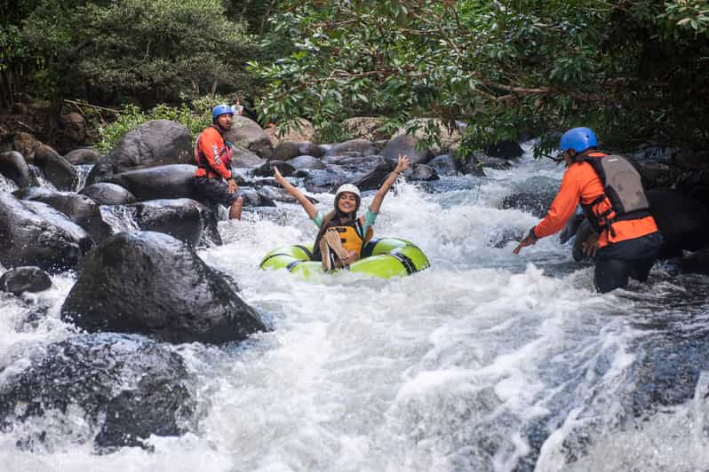 Liberia Ziplining, River Tubing und Reitausflug GetYourGuide
