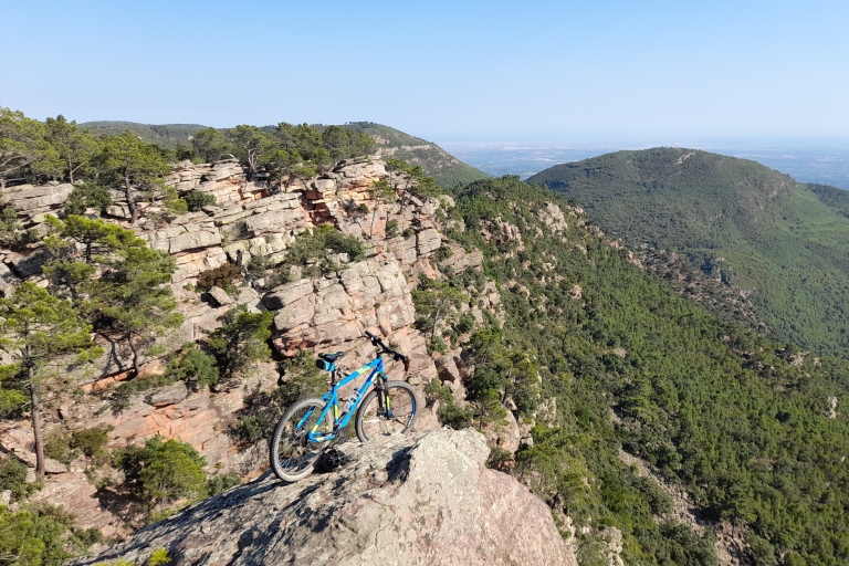Valencia: privé mountainbiketocht in Sierra CalderonaElektrische Mountainbike