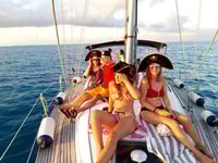 Saint Martin, Avventura della nave pirata con snack e bevande - Housity