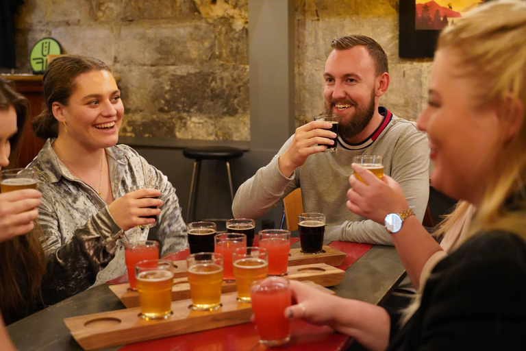 Reykjavik : Visite nocturne de la nourriture et des boissons islandaises