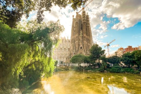Barcelona: Lo más destacado de la ciudad y visita guiada a la Sagrada Familia