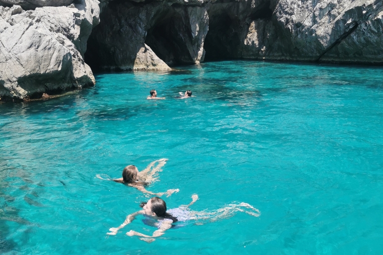 From Sorrento: Private Boat Ride to Capri with Snorkeling
