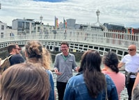 Dublin, Mitologia e Folklore Walking Tour - Hizvo