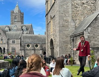 Dublin, Mitologia e Folklore Walking Tour - Hizvo