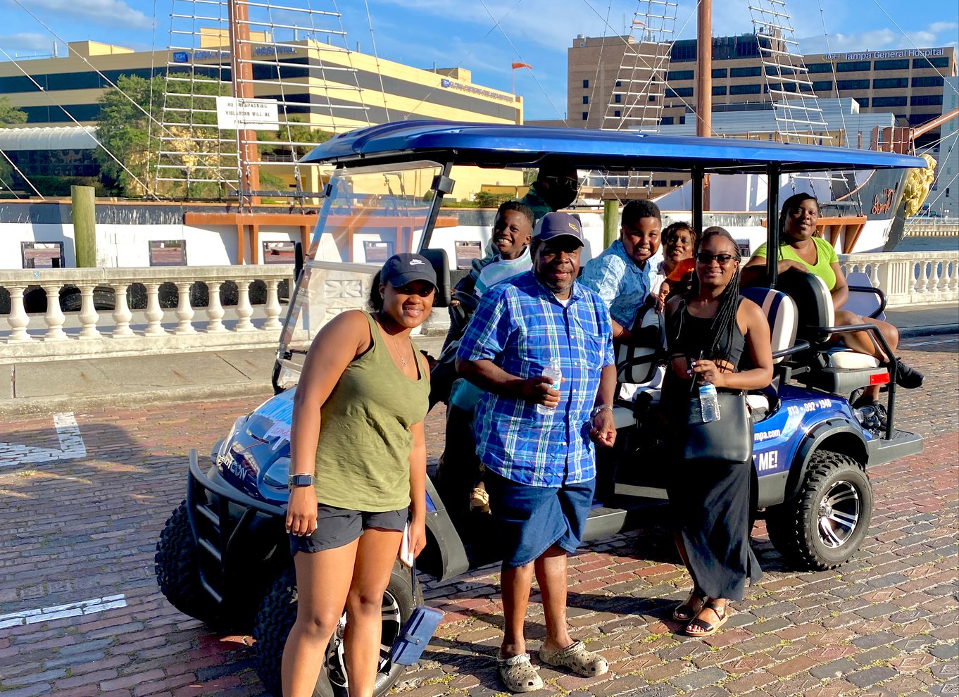 Tampa: Guidet byrundtur i Deluxe Street Golf Cart